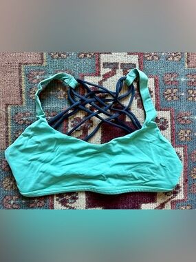 Lululemon Women's Strappy Sports Bra - Teal & Navy